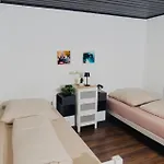 Doppelzimmer 3 Balance - Suhitha's Gaestehaus Tatil Evi Villingen-Schwenningen