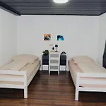 Doppelzimmer 3 Balance - Suhitha's Gaestehaus Villingen-Schwenningen