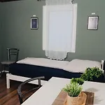 Doppelzimmer 3 Balance - Suhitha's Gaestehaus *