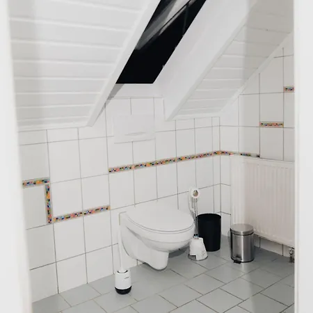 Home Feel Schwenningen - Gaestehaus Villingen-Schwenningen Tatil Evi Villingen-Schwenningen