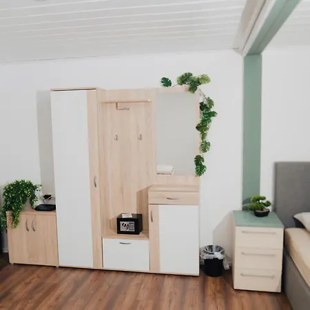 Tatil Evi Home Feel Schwenningen - Gaestehaus Villingen-Schwenningen Villingen-Schwenningen
