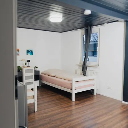 Tatil Evi Home Feel Schwenningen - Gaestehaus Villingen-Schwenningen *