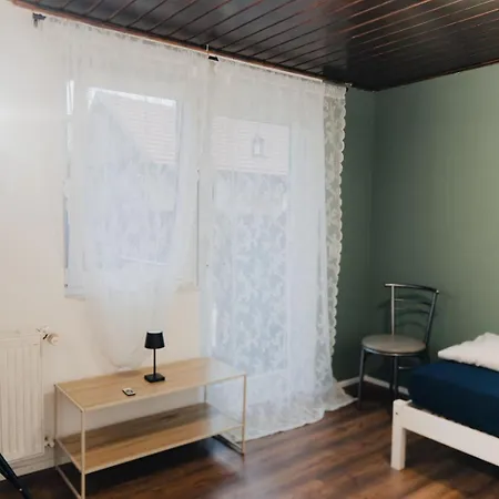 Home Feel Schwenningen - Gaestehaus Villingen-Schwenningen