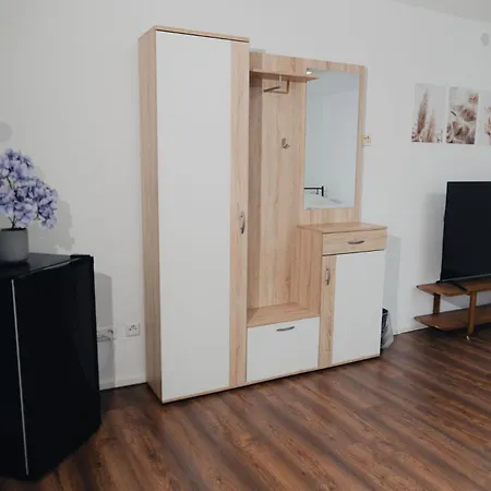 Home Feel Schwenningen - Gaestehaus Villingen-Schwenningen Villingen-Schwenningen